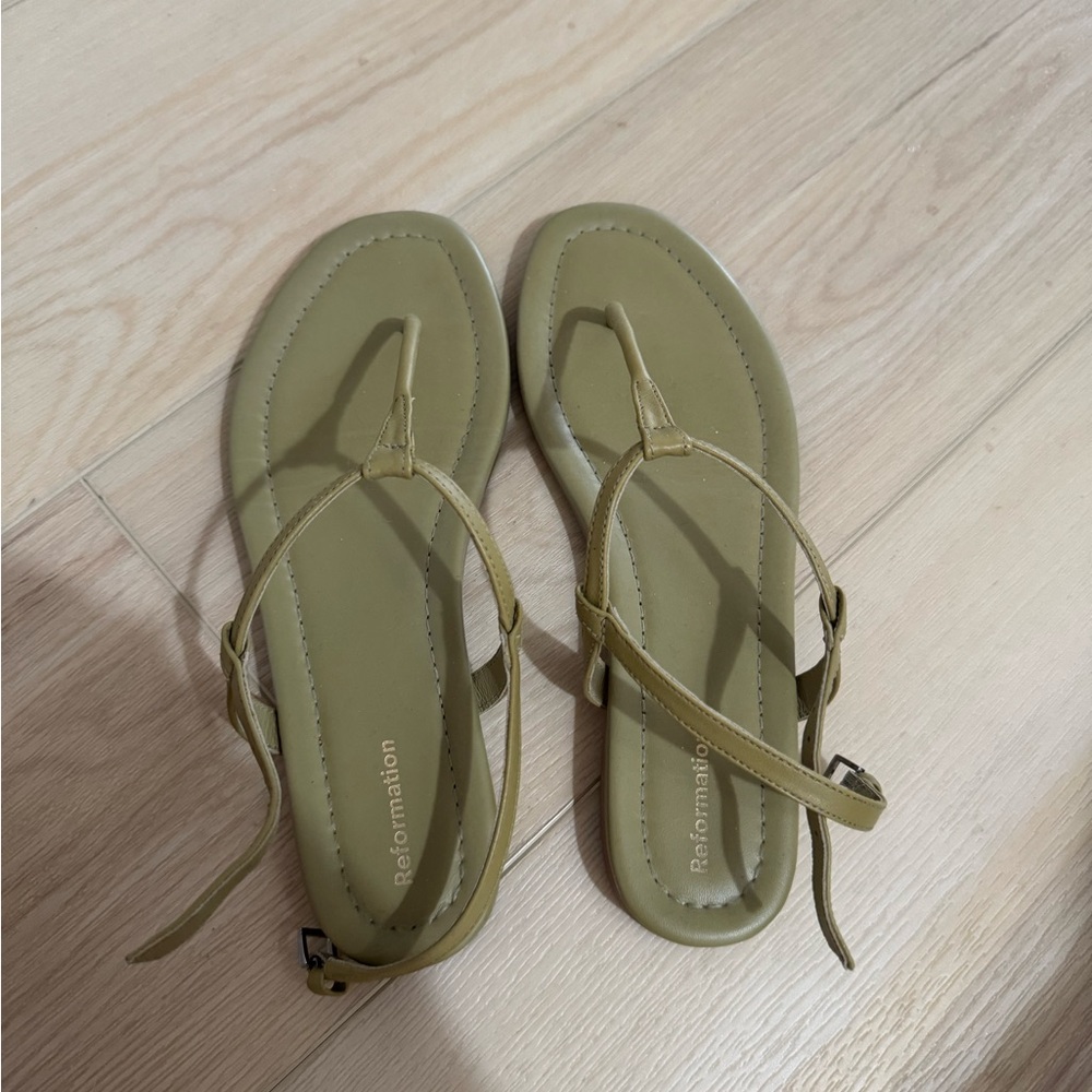 Reformation Thea t strap flat sandal